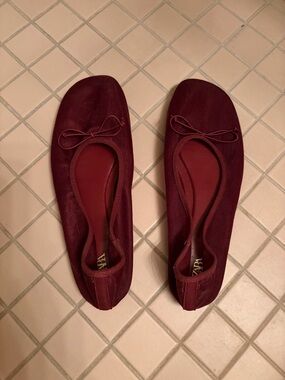 Zara Burgundy Bow Mesh Ballet Flats